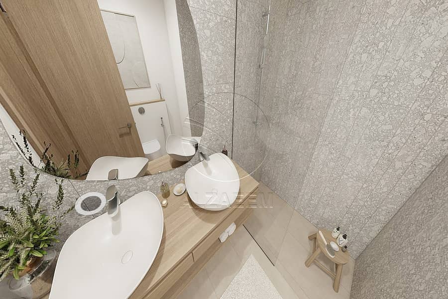 12 Bathroom. jpg