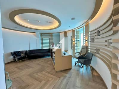 محل تجاري  للايجار في جميرا، دبي - محل تجاري في ذا فيلدج مول،جميرا 1،جميرا 427200 درهم - 12331358