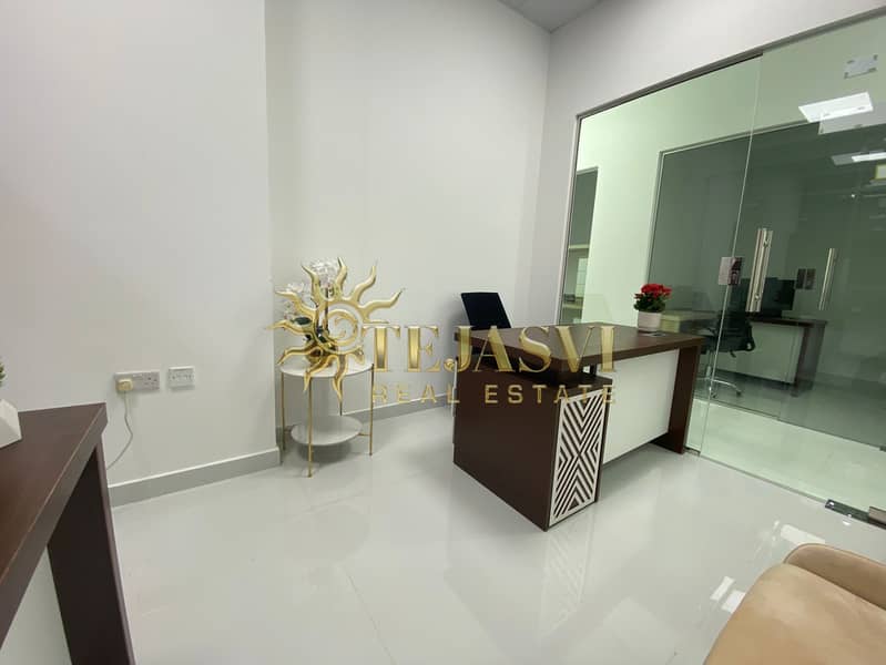 6 5cc26552-6917-4bb2-ba78-6cc14a04eb14. jpg