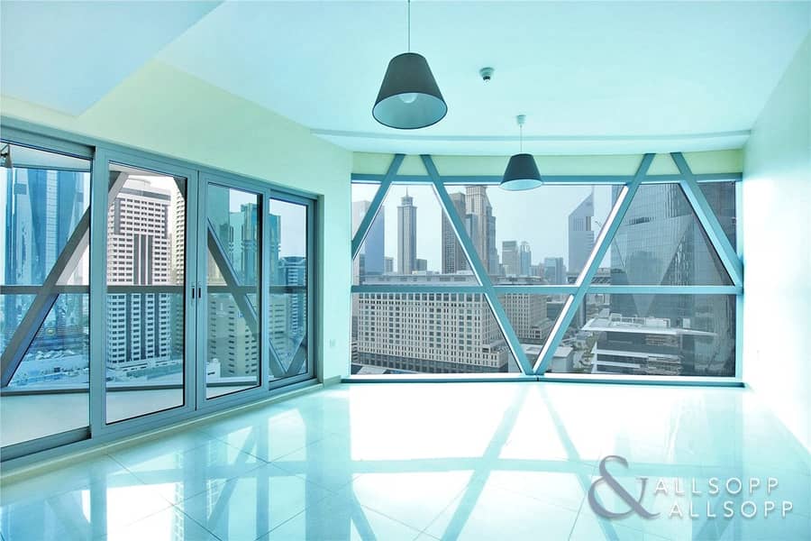 2 Bed | Maids Room | DIFC View | Balcony