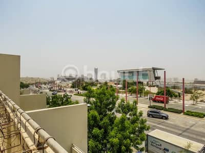Fox Hills | Bright 2 BHK | Full Street View Fox Hills | Bright 2 BHK | Full Street View