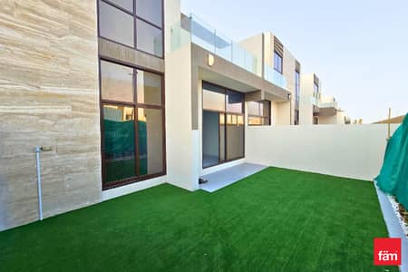 4 Bedroom Townhouse for Sale in Mohammed Bin Rashid City, Dubai - Single Row | Ready & Vacant | Investment Property