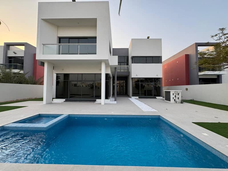 Spacious 6 BR Villa | Unfurnished | Prime Location