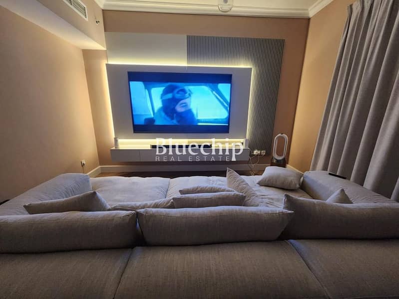 Fully Upgraded | Lake View | Spacious Layout Fully Upgraded | Lake View | Spacious Layout