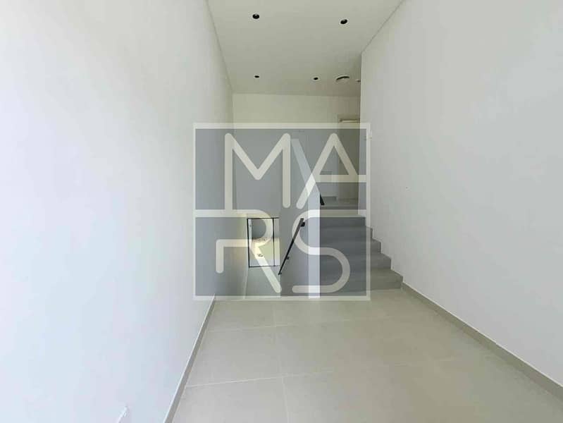 9 0d19cd41-f7af-4783-8ed1-2af1645a8a3d. jpg
