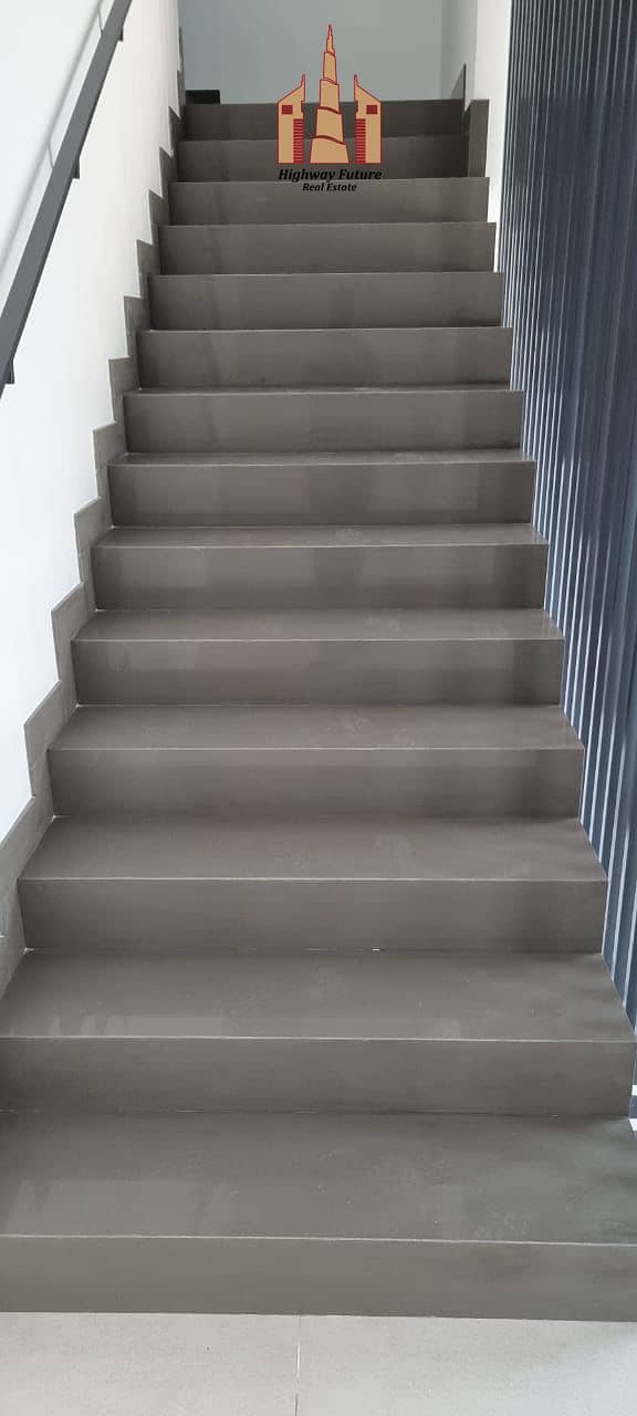 24 1000307218. jpg