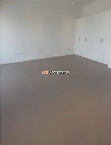 6 Studio1. png