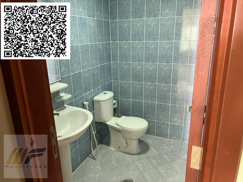 4 5efa2570-461a-490c-8b36-c533e4cc7e4c. jpg