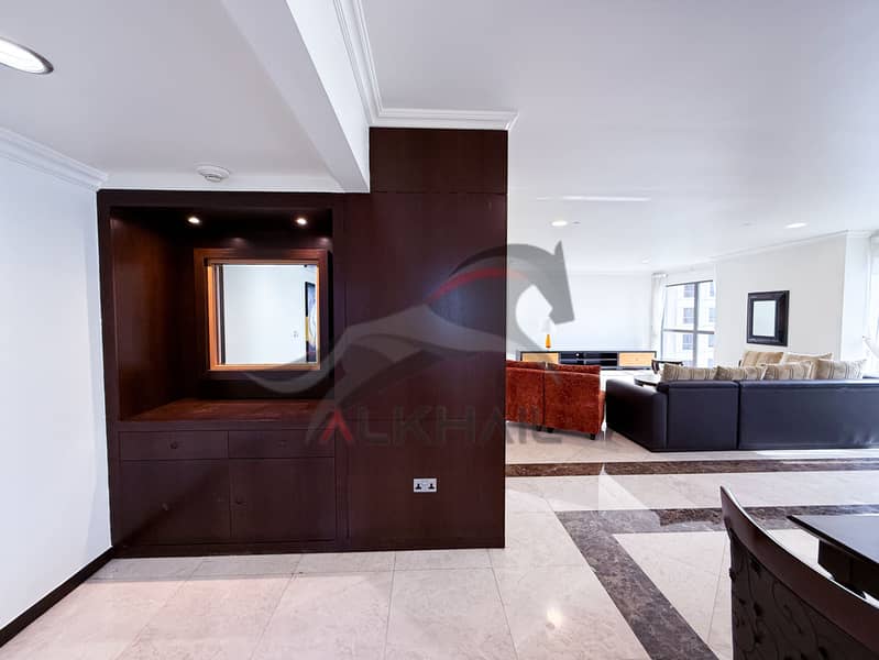 8 Al Khail-9. jpg