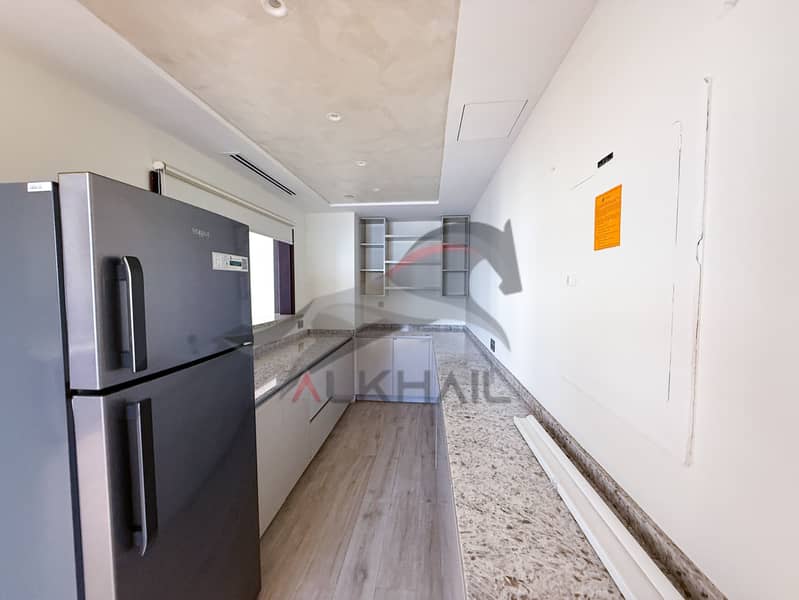 5 Al Khail-10. jpg