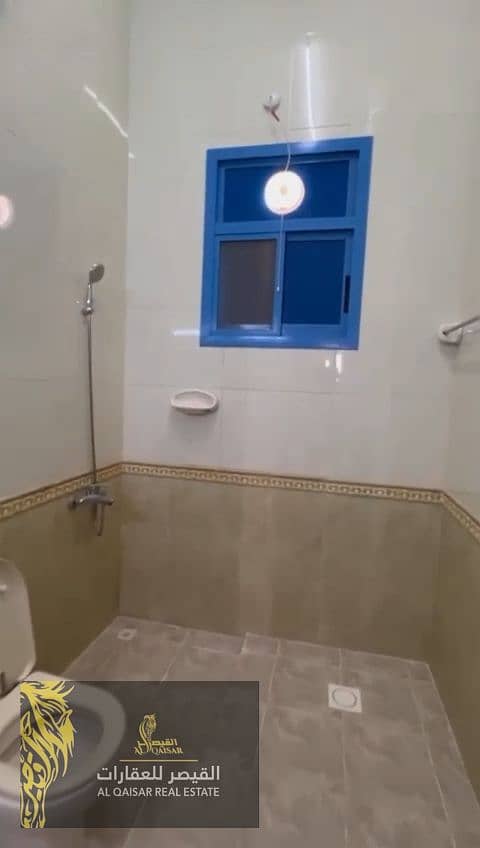 4 4956-Photoroom. png