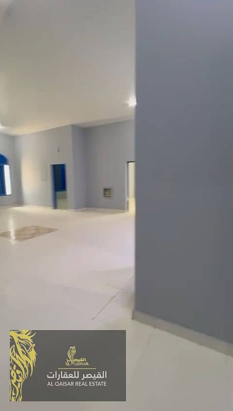 31 2504-Photoroom. png