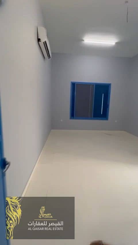 37 1841-Photoroom. png