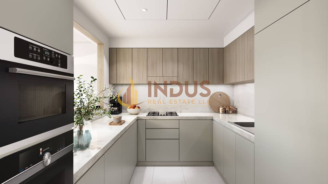 6 Kitchen. jpg
