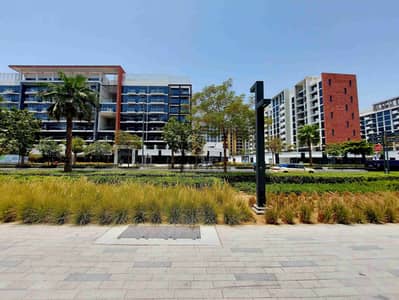 Shop for Rent in Meydan City, Dubai - 20250726_130940. jpg