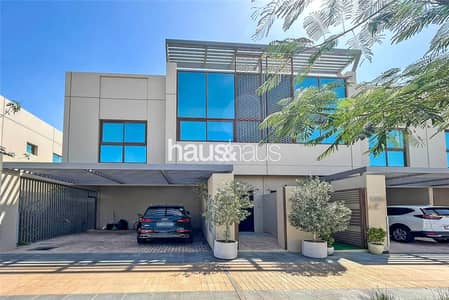 4 Bedroom Townhouse for Sale in Meydan City, Dubai - Generous Layout | Vacant September | Maid