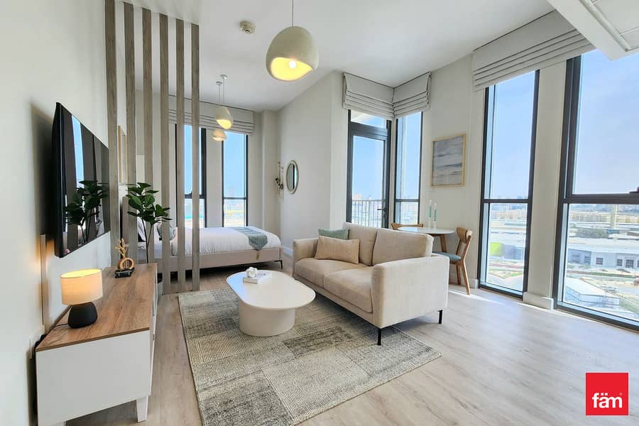 Luxurious Living I Vacant I Fully Furnished