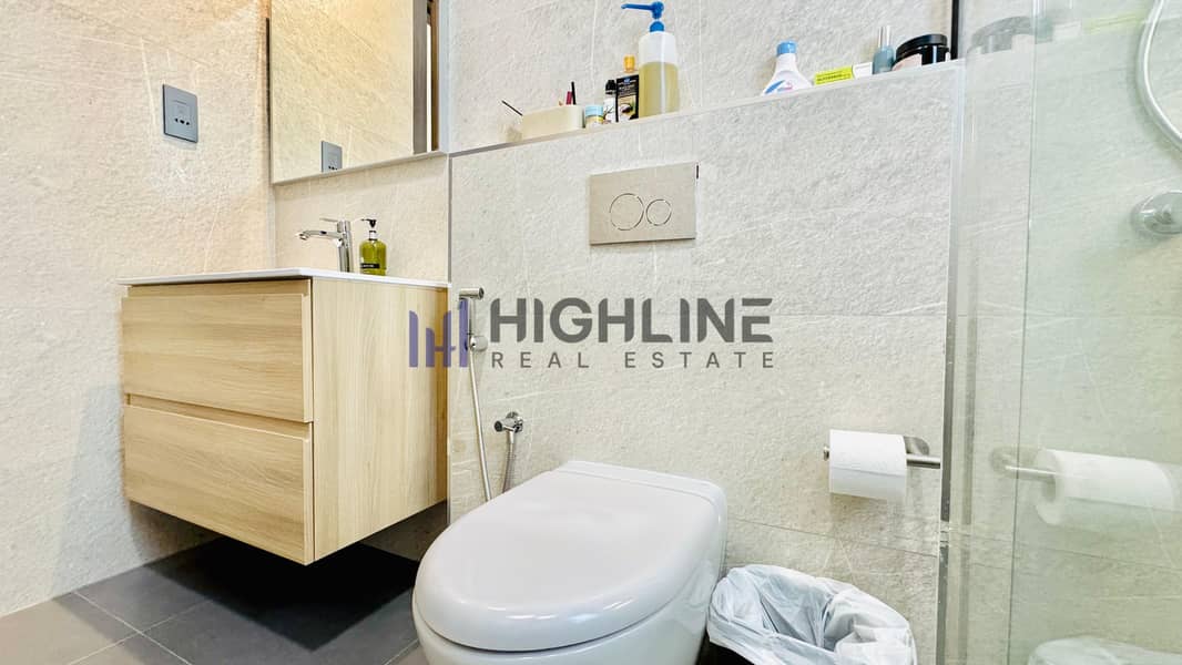 28 f4cce8ea-d1eb-4364-89da-de19d1057ea1. jpg