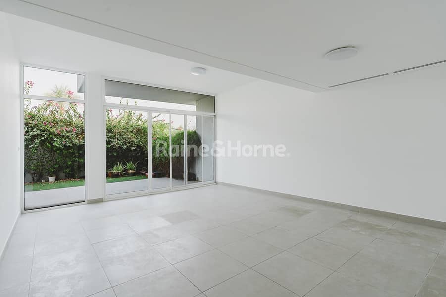 Type A | Single Row | Closed Kitchen | Vacant Type A | Single Row | Closed Kitchen | Vacant