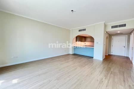 1 Bedroom Flat for Rent in The Views, Dubai - Upgraded | Spacious Unit | View Today