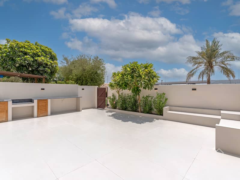 Beautifully Extended | Upgraded Type 3M Townhouse