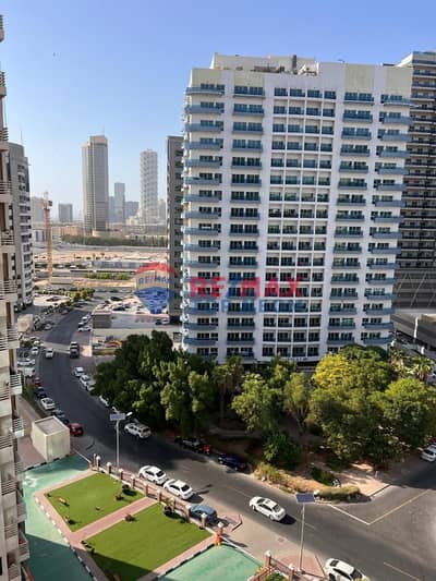 فلیٹ 2 غرفة نوم للبيع في مدينة دبي الرياضية، دبي - 9. jpg