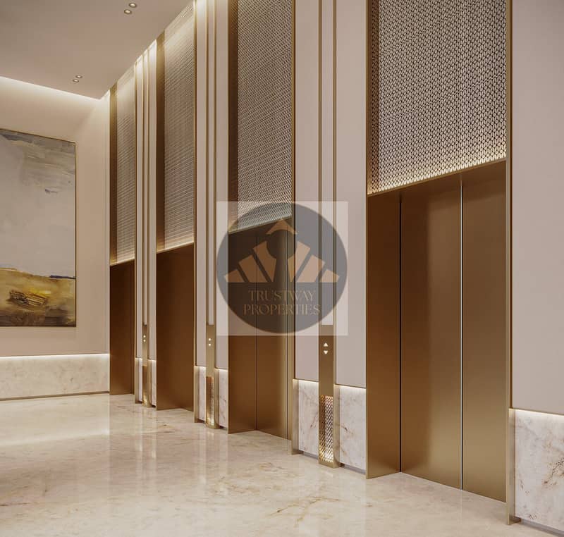 5 elevator corridor. jpg