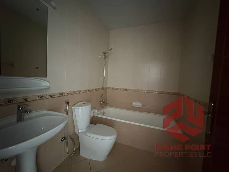 13 1ce19d2a-1372-4afd-bb41-fdaa5f78ef3c. jpg