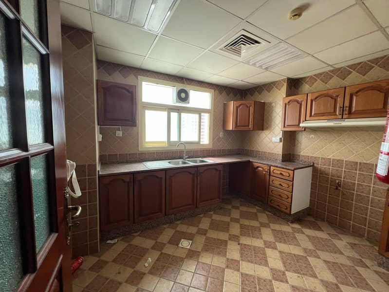 14 ac9dc73e-a012-4cad-952d-22adf0420949. jpg