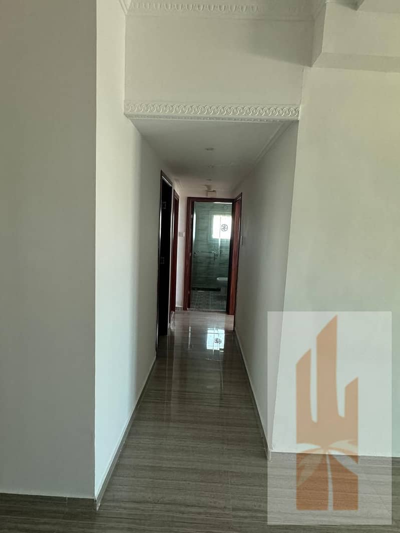 3 dbd76f45-9ceb-48f9-9616-f01d5f0e49db. jpg