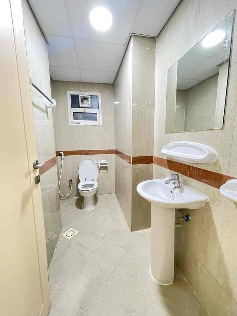 22 e98fc6bd-2ba8-4f69-b7fb-3064e3d88836. jpg