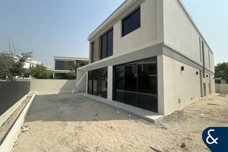 5 Bedroom Villa for Rent in Tilal Al Ghaf, Dubai - Park backing | Open Kitchen | Extended