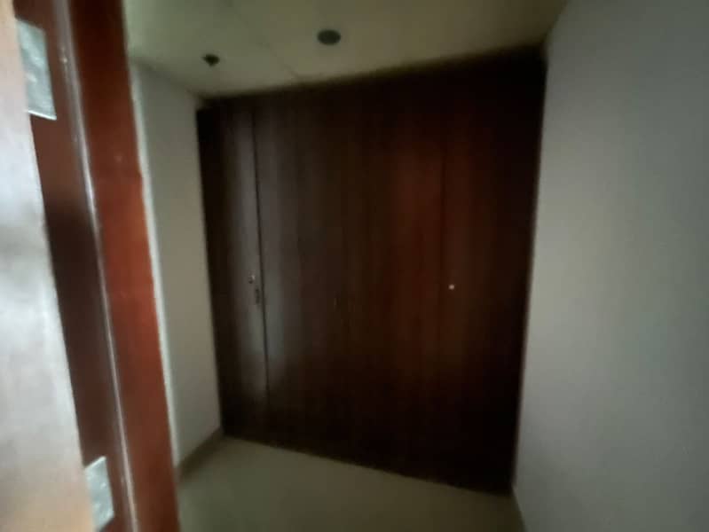 10 7d691de6-ad49-4ebd-a935-5fba3d914628. jpeg