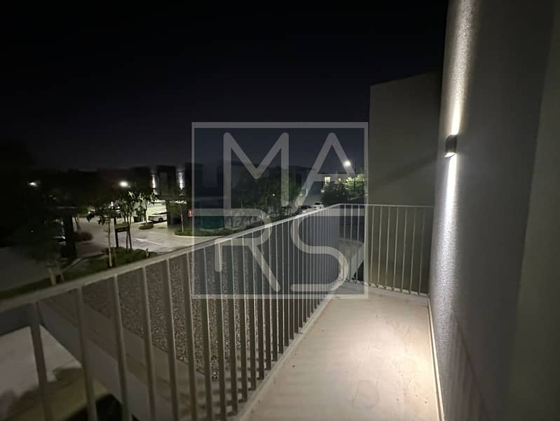 5 abaf48df-1e8e-4421-bed5-b9ae9bcdfa26. jpg