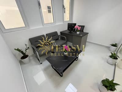 مکتب  للايجار في ديرة، دبي - 008252cb-4702-4592-b086-8066e9139f90. jpg