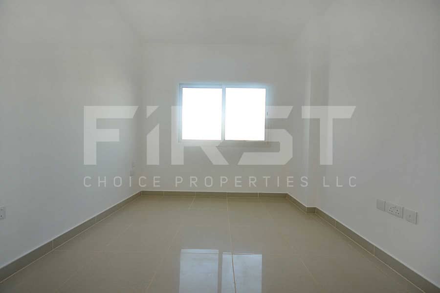10 Internal Photo of 3 Bedroom Apartment Closed Kitchen in Al Reef Downtown Al Reef Abu Dhabi UAE (10). jpg