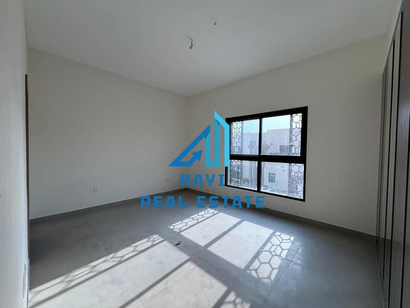 13 ssc4bhk13. jpeg