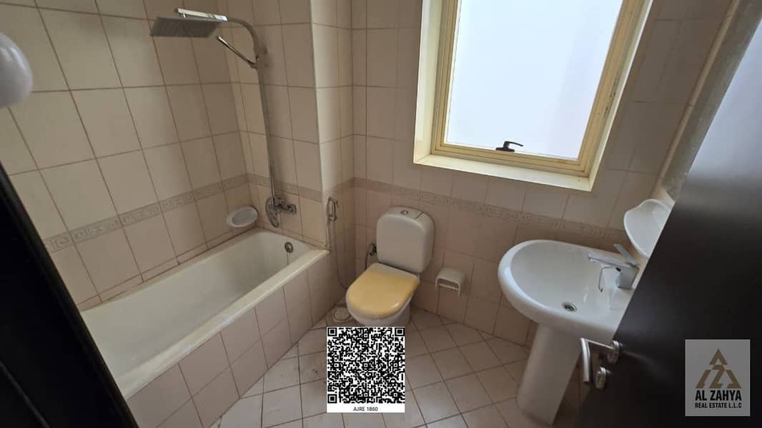 8 845e1da3-ae95-43ff-ba00-fb220a762000. jpg