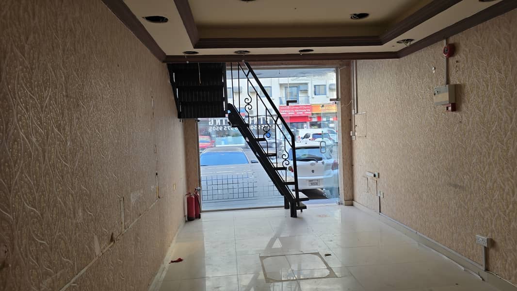 3 shop rolla al ansari building (8). jpeg