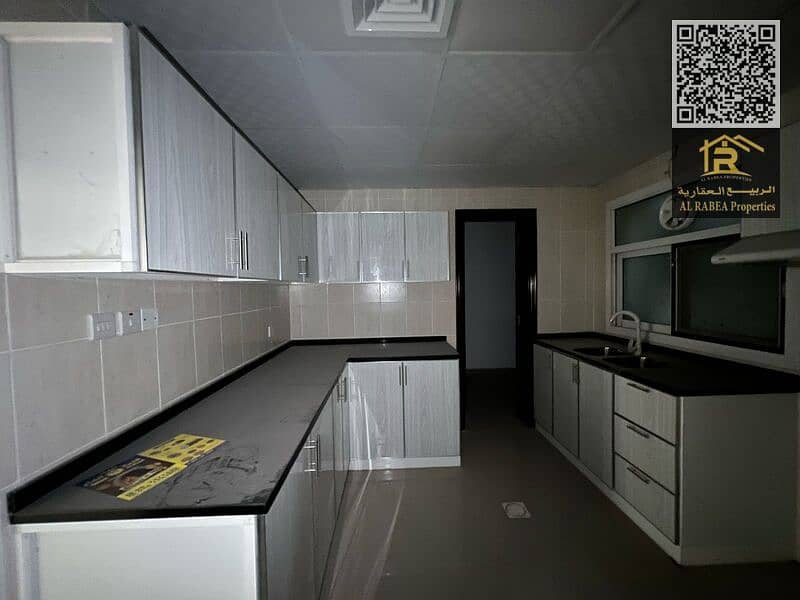 18 13f9075e-adf1-4ee6-aec6-2bd51493c668. jpg