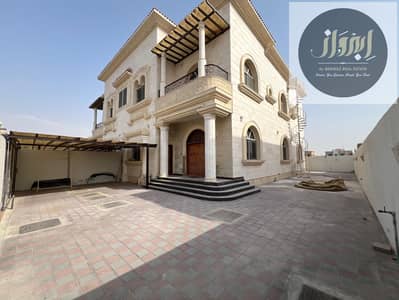 فیلا 5 غرف نوم للايجار في حوشي، الشارقة - IMG-20250727-WA0107. jpg