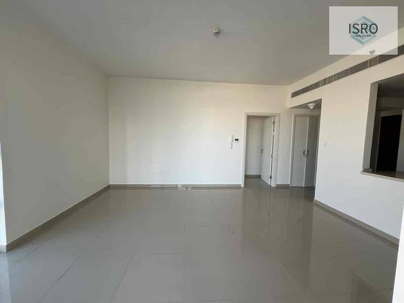 4 3dcf3889-8cc1-40db-9a8d-5885ebd95bd3. jpg
