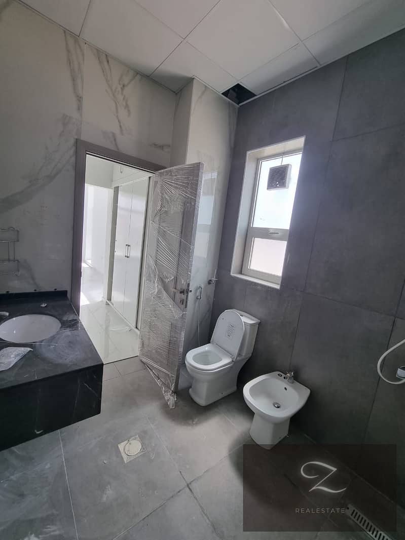 7 25ab535e-844c-4ad4-9a88-b489ec126cb6. jpg