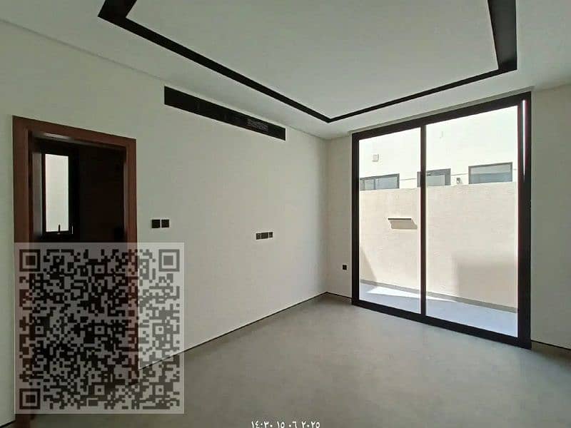 14 14505489-839c3o. jpg