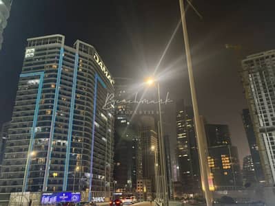 1 Bedroom Flat for Rent in Business Bay, Dubai - Near Metro | Canal View | Unfurnished
