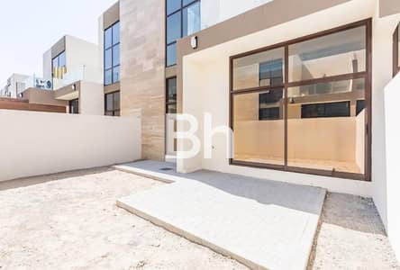 4 Bedroom Townhouse for Rent in Mohammed Bin Rashid City, Dubai - Single Row | Landscaped | Integrated Appliances