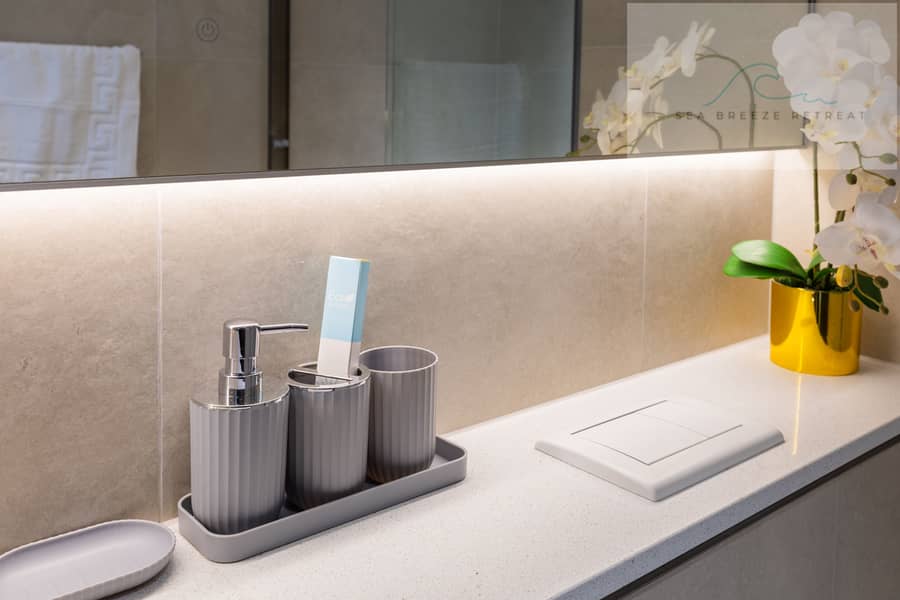 20 R6M21177-HDR. jpg