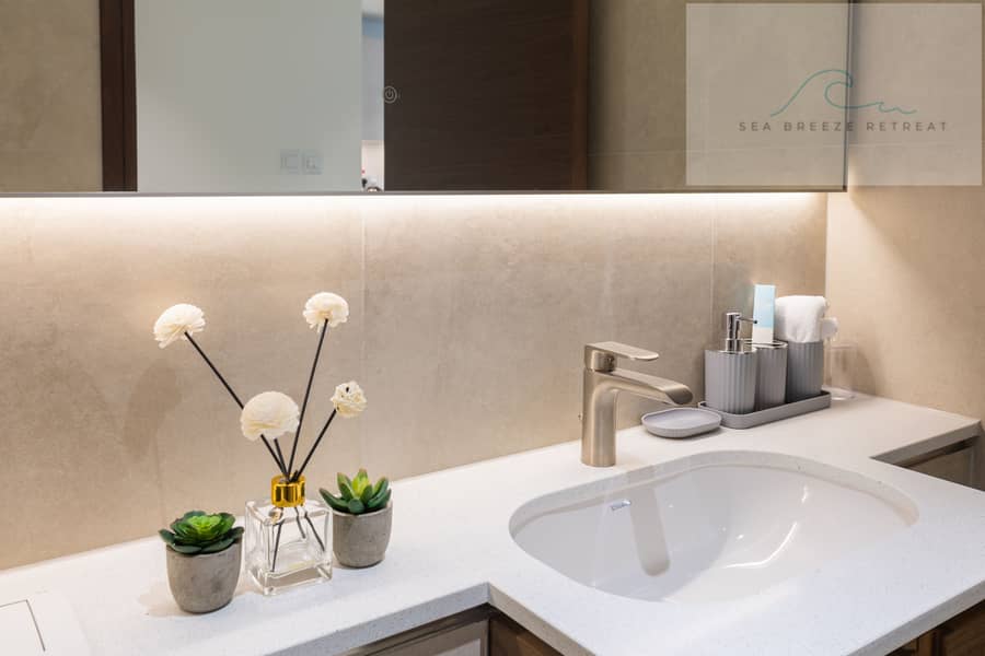 22 R6M21212-HDR. jpg