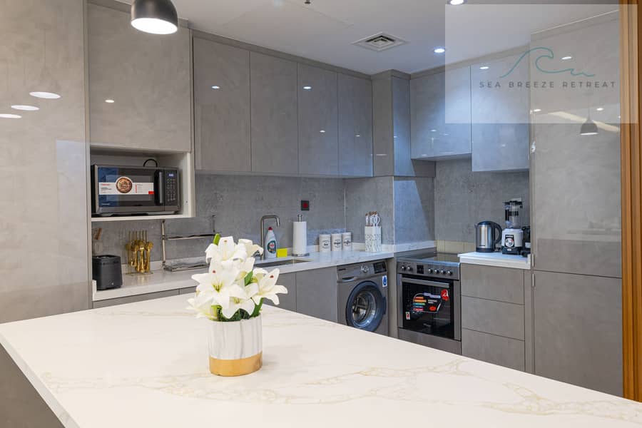 13 R6M23892-HDR. jpg