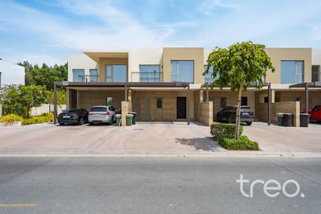 3 Bedroom Townhouse for Sale in Arabian Ranches 2, Dubai - Rare Find | Light and Bright | Modern